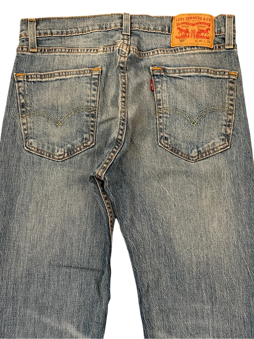 Levi’s 505 Straight Leg Jeans 30x32 Medium Wash Faded Stretch Denim Whiskering